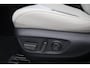 Toyota RAV4 2.5 Hybrid AWD Executive | Leder | Dodehoek detectie | JBL | Navigatie | 360 camera | Stoel-/stuurverwarming | Verwarmbare voorruit | Stoelventilatie | Digitale binnenspiegel | Apple Carplay / Android Auto | 19 inch