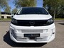 Opel Vivaro L3 2.0 BlueHDi 145pk EAT8 AUTOMAAT | BPM VRIJ | HOUTEN AFWERKING LAADRUIMTE | TREKHAAK | DOORLAADLUIK IN TUSSENSCHOT | APPLE CARPLAY / ANDROID AUTO | CAMERA | PARKEERSENSOREN ACHTER | EXTERIEUR PAKKET | LEDEREN STUURWIEL VERWARMD | STOELVERW. | MISTLAMPEN | ELEKTR. INKLAPBARE SPIEGELS | LICHT- EN REGENSENSOR | BANK VOORPASSAGIERS | €34.995 EX. BTW RIJKLAAR |