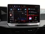 Volkswagen Passat Variant 1.5 eHybrid Business 204PK DSG | Led | Camera | trekhaak | Stoel/stuurverwarming | Side assist | Navigatie | Head-up display