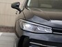Volkswagen Passat Variant 1.5 eHybrid Business 204PK DSG | Led | Camera | trekhaak | Stoel/stuurverwarming | Side assist | Navigatie | Head-up display