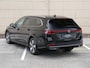 Volkswagen Passat Variant 1.5 eHybrid Business 204PK DSG | Led | Camera | trekhaak | Stoel/stuurverwarming | Side assist | Navigatie | Head-up display