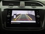 Volkswagen Tiguan 1.4 TSI eHybrid R-Line Business+ 245 PK| Panoramadak | Trekhaak | LED Matrix | Dodehoek Detectie | Navigatie | Stoelverwarming | Achteruitrijcamera | Stuurwielverwarming | Dynamic Chassis Control