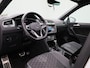 Volkswagen Tiguan 1.4 TSI eHybrid R-Line Business+ 245 PK| Panoramadak | Trekhaak | LED Matrix | Dodehoek Detectie | Navigatie | Stoelverwarming | Achteruitrijcamera | Stuurwielverwarming | Dynamic Chassis Control