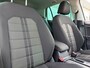 Volkswagen Golf 1.0 TSI Business Edition Connected van 2de Eig met parkeersensoren / camera en App connect en cruise controle