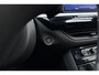 Opel Grandland 1.2 Turbo Automaat Business Elegance | Alcantara | Trekhaak | Navigatie | Camera | Elecktriche achterklep | Matrix LED verlichting | Stoel- en stuurverwarming | Zwart dak