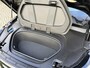 Volvo XC40 Single Motor Extended Range Core 82 kWh | ALL-SEASON banden | Trekhaak |