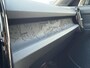 Volvo XC40 Single Motor Extended Range Core 82 kWh | ALL-SEASON banden | Trekhaak |