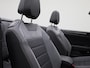 Volkswagen T-Roc Cabrio 1.5 TSI R-Line 150 PK| Trekhaak Afneembaar | Navigatie | Stoelverwarming | Stuurwielverwarming | Beats Audio | Achteruitrijcamera | Parkeersnsoren | Diefstalalarm | Keyless