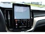 Volvo XC60 T6 Plug-in hybrid AWD Plus Dark | Trekhaak | Panoramadak | Head up display | 360 graden camera | Elektrisch verstelbare en verwarmbare voorstoelen | Premium audio by Harman Kardon