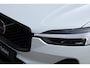 Volvo XC60 T6 Plug-in hybrid AWD Plus Dark | Trekhaak | Panoramadak | Head up display | 360 graden camera | Elektrisch verstelbare en verwarmbare voorstoelen | Premium audio by Harman Kardon