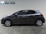 Peugeot 208 1.2 PureTech Signature / Carplay / Trekhaak /