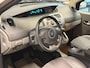 Renault Scenic 2.0-16V 135PK Tech Line Panoramadak |Trekhaak!