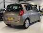 Renault Scenic 2.0-16V 135PK Tech Line Panoramadak |Trekhaak!