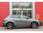 Alfa Romeo Tonale 1.5T Hybrid 160PK VELOCE | PREMIUM PACK: LEDEREN BEKLEDING/GEVENTILEERDE VOORSTOELEN/4-VOUDIG ELEKTRISCH VERSTELBARE LENDESTEUN VOORSTOELEN/ELEKTRISCH BEDIENBARE /HOOGGLANS ZWARTE RAAMOMLIJSTING/AMBIENT LIGHTING | TECHNOLOGY PACK: PARKEERWAARSCHUWING VOOR EN ACHTER/360° CAMERA/AUTOMATISCH INPARKEREN/ AUTONOMOUS DRIVING LEVEL 2: ADAPTIVE CRUISE CONTROL/LANE CENTERING ASSIST/TRAFFIC JAM ASSIST DODEHOEK DETECTIE AUTOMATISCH DIMMENDE BUITENSPIEGELS ELEKTRISCH BEDIENBARE ACHTERKLEP | WINTERPACK: STOELVERWARMING VOOR/STUURVERWARMING/VERWARMBARE RUITENSPROEIERS | 19" LICHTMETALEN VELGEN | DRAADLOZE TELEFOONLADER | NAVIGATIE | DRAADLOZE APPLE CARPLAY/ANDROID AUTO | FULL LED MATRIX KOPLAMPEN |