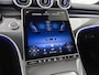 Mercedes-Benz C-klasse 300 e Business Solution AMG | Comfortpakket Plus | Nightpakket | Middenconsole metaalstructuur | Trekhaak | Panoramaschuifdak | GUARD 360° Plus | 360° camera | 19" multispaaks lichtmetalen AMG-velgen |