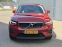 Volvo XC40 1.5 T4 Plug-in hybrid Ultimate Bright / Dealer onderhouden / All season banden / Glazen schuif- en kanteldak / Trekgewicht 1800 kg / Stuur- Stoel & Voorruitverwarming / Elektrische achterklep / Achteruitrijcamera / Harman/Kardon Audio Systeem /