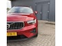 Volvo XC40 1.5 T4 Plug-in hybrid Ultimate Bright / Dealer onderhouden / All season banden / Glazen schuif- en kanteldak / Trekgewicht 1800 kg / Stuur- Stoel & Voorruitverwarming / Elektrische achterklep / Achteruitrijcamera / Harman/Kardon Audio Systeem /