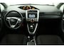 Toyota Verso 1.8 VVT-i Business | Trekhaak | Cruise Contriol | Achteruitrijcamera | Panoramadak |