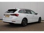 Skoda Octavia Combi 1.0 e-TSI Sport Business Edition Plus 110PK Automaat RS Stoelen Trekhaak Stoelverwarming Navigatie Achteruitrijcamera Adaptive Cruise