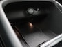 Volvo EC40 Recharge Twin Ultimate 78 kWh 408PK Aut. SOH 92,15%, Panoramadak, Trekhaak, Harman Kardon Audio, Achteruitrijcamera, 20" LM Velgen, Memorystoel, Elektr. Achterklep, Stoel-Stuurverwarming, Adaptieve Cruise Controle