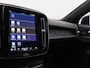 Volvo EC40 Recharge Twin Ultimate 78 kWh 408PK Aut. SOH 92,15%, Panoramadak, Trekhaak, Harman Kardon Audio, Achteruitrijcamera, 20" LM Velgen, Memorystoel, Elektr. Achterklep, Stoel-Stuurverwarming, Adaptieve Cruise Controle