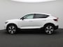 Volvo EC40 Recharge Twin Ultimate 78 kWh 408PK Aut. SOH 92,15%, Panoramadak, Trekhaak, Harman Kardon Audio, Achteruitrijcamera, 20" LM Velgen, Memorystoel, Elektr. Achterklep, Stoel-Stuurverwarming, Adaptieve Cruise Controle