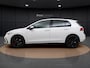 Volkswagen Golf 1.4 eHybrid GTE | Trekhaak | Camera | ACC | Side Assist | Stuur-/Stoelverwarming | Leder Bekleding | Spiegelpakket | 17'' |