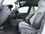 Volkswagen Golf 1.4 eHybrid GTE | Trekhaak | Camera | ACC | Side Assist | Stuur-/Stoelverwarming | Leder Bekleding | Spiegelpakket | 17'' |