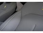 Lynk & Co 02 More 66 kWh | Adaptive Cruise Control | 445 km elektrisch bereik | Panoramadak | Harman Kardon Premium Audio Systeem | 360 graden camera | Dodehoekdetectie | Stoel/Stuurverwarming | Apple CarPlay/Android Auto | 20"LM-velgen | Elektrisch bedienbare voorstoelen met geheugenfunctie | Klimaat warmtepomp | Elektrisch bedienbare achterklep |