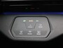 Volkswagen ID.4 Pro Business 77 kWh 286PK Aut. SOH 100%, Achteruitrijcamera, Keyless, 20" LM Velgen, Voorruitverwarming, Navi, Adaptieve Cruise Control