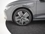 Volkswagen Golf 1.5 eHybrid Style Edition 204PK DSG/AUTO | Glazen panorama-dak | Achteruitrijcamera | Dodehoek detectie | Apple carplay Android auto | Cruise control adaptief | Stoel/stuurverwarming | Verlichte grille/strip | Keyless | DAB | 18"LMV