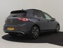 Volkswagen Golf 1.5 eHybrid Style Edition 204PK DSG/AUTO | Glazen panorama-dak | Achteruitrijcamera | Dodehoek detectie | Apple carplay Android auto | Cruise control adaptief | Stoel/stuurverwarming | Verlichte grille/strip | Keyless | DAB | 18"LMV