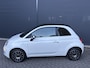 Fiat 500C 1.0 Hybrid Dolcevita Cabrio Airco - Open dak - Navigatiesysteem - parkeersensoren achter - Cruise control - Licht metalen velgen 16 inch - Led verlichting - Bluetooth - Extra getint glas achter - Stuur multifunctioneel Start/stop systeem - Elektrische vouwdak - Elektrische ramen voor - Centrale vergrendeling