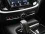 Volvo V60 T8 Twin Engine AWD R-Design PHEV 390pk Dealer O.H. | Trekhaak Af Fabriek | Panodak | Head Up | Harman / Kardon | Camera | Lederen Sportstoelen Memory & Verwarmd | Apple Carplay | Stuur Verwarmd | Navigatie | DAB | Plug In Hybrid |