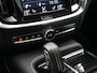 Volvo V60 T8 Twin Engine AWD R-Design PHEV 390pk Dealer O.H. | Trekhaak Af Fabriek | Panodak | Head Up | Harman / Kardon | Camera | Lederen Sportstoelen Memory & Verwarmd | Apple Carplay | Stuur Verwarmd | Navigatie | DAB | Plug In Hybrid |