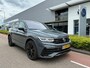 Volkswagen Tiguan 1.5 TSI R-Line Business / App connect / Panodak / 360 Camera / Black Style / Trekhaak wegklapbaar / NAVI