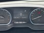 Peugeot 2008 Automaat! | 38.000km! | Clima | Cruise | LMV |  | Airco (automatisch) | Audio installatie standaard | Cruisecontrol standaard