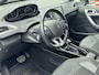 Peugeot 2008 Automaat! | 38.000km! | Clima | Cruise | LMV |  | Airco (automatisch) | Audio installatie standaard | Cruisecontrol standaard