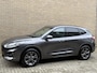 Ford Kuga 2.5 PHEV 225pk ST-Line X | Sportstoelen | Trekhaak | Navigatie | Camera | Cruise control | Lane assist | Apple CarPlay | Head up | Stoelverwarming voor&achter | Stuurverwarming | Sfeerverlichting | LED | DAB | Elektrische achterklep | Volledig onderhouden