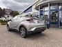 Toyota C-HR / C-HR+ 1.8 Hybrid Executive Adaptieve Cruise Control, Navigatie, Achteruitrij Camera, Dodehoek herkenning, 18 INCH, Parkeersensoren voor en achter, Privacy Glass.