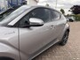 Toyota C-HR / C-HR+ 1.8 Hybrid Executive Adaptieve Cruise Control, Navigatie, Achteruitrij Camera, Dodehoek herkenning, 18 INCH, Parkeersensoren voor en achter, Privacy Glass.