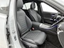 Mercedes-Benz C-klasse 300 e Business Solution AMG | Premium Plus | Nightpakket | Trekhaak | GUARD 360° Plus | Smartphone-integratie | Panoramaschuifdak | 360° camera | Burmester® 3D surround sound | 19" multispaaks lichtmetalen AMG-velgen |