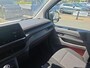 Volkswagen Transporter 2.0 TDI L2H1 30 | Airco | Trekhaakvoorbereiding | Achterdeuren |