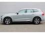 Volvo XC60 2.0 T6 Plug-in hybrid AWD Essential Edition Bright | Trekhaak Semi Elektrisch Inklapbaar | Allseason Banden | Panoramadak | Lederen Bekleding | Elektrische Lendensteun 2-Weg | Parkeersensoren Voor & Achter | Achteruitrijcamera | Stuurverwarming | Stoelverwarming Voor- en Achter |  Google Infotainmentsysteem