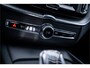Volvo XC60 T6 Recharge Ultimate Black Edition ** Leer ** B&W ** Four-C luchtvering ** Trekhaak