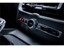Volvo XC60 T6 Recharge Ultimate Black Edition ** Leer ** B&W ** Four-C luchtvering ** Trekhaak