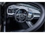 Volvo XC60 T6 Recharge Ultimate Black Edition ** Leer ** B&W ** Four-C luchtvering ** Trekhaak