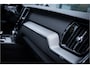 Volvo XC60 T6 Recharge Ultimate Black Edition ** Leer ** B&W ** Four-C luchtvering ** Trekhaak