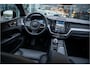 Volvo XC60 T6 Recharge Ultimate Black Edition ** Leer ** B&W ** Four-C luchtvering ** Trekhaak