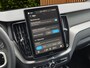 Volvo XC60 2.0 T6 Plug-in hybrid AWD Ultra Black Edition | Trekhaak | Luchtvering | HUD | Pano | 360 Cam | Memory